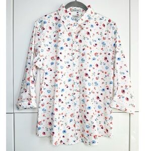 L.L. Bean Button Up Blouse Wrinkle Free White Floral Size Small 3/4 Sleeves